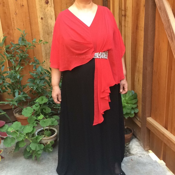 Party dress - Picture 5 of 8